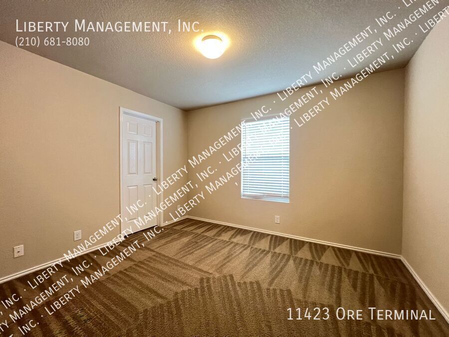 4 Bedroom, 2.5 Bath Home near Lackland AFB property image