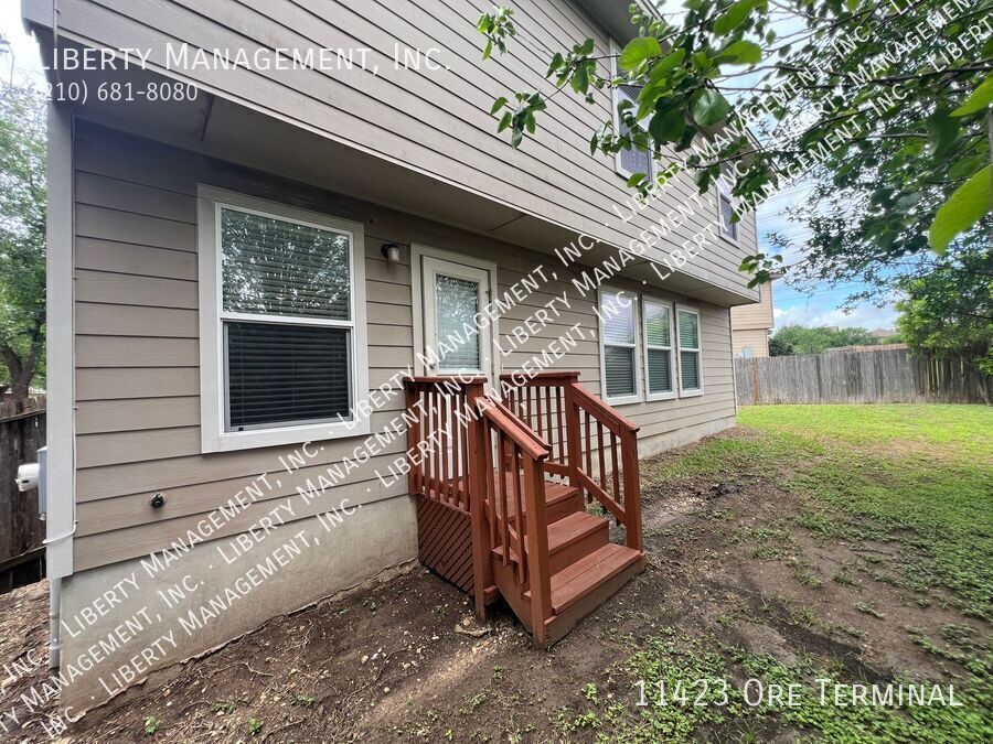 4 Bedroom, 2.5 Bath Home near Lackland AFB property image