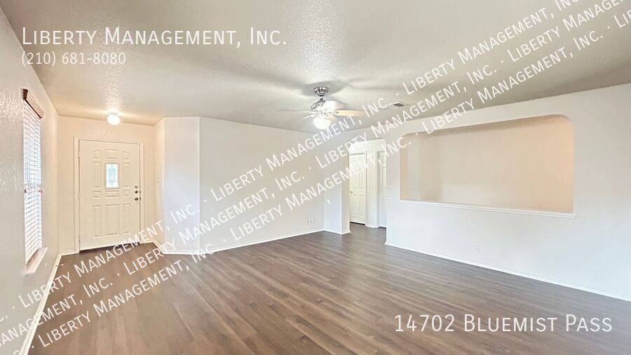 3 Bed, 2 Bath Home off of Jones Maltsberger and Thousand Oaks property image
