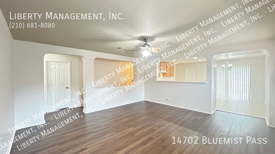 3 Bed, 2 Bath Home off of Jones Maltsberger and Thousand Oaks property image