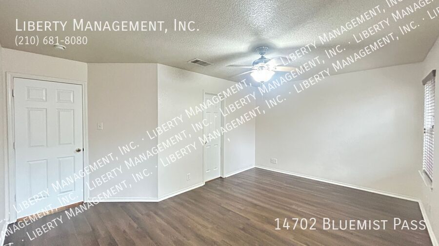 3 Bed, 2 Bath Home off of Jones Maltsberger and Thousand Oaks property image