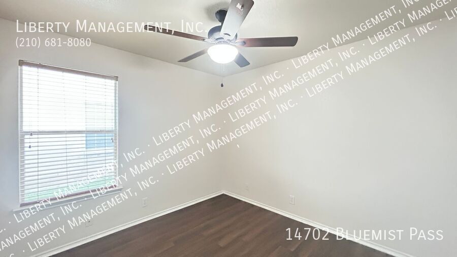 3 Bed, 2 Bath Home off of Jones Maltsberger and Thousand Oaks property image