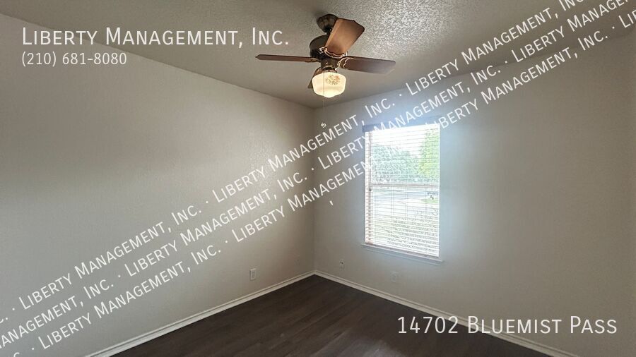 3 Bed, 2 Bath Home off of Jones Maltsberger and Thousand Oaks property image