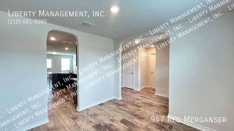 5 Bedroom, 3.5 Bath Home In Redbird Ranch Near Lackland AFB property image