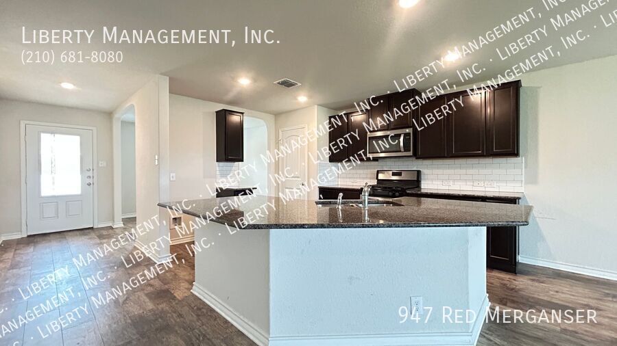 5 Bedroom, 3.5 Bath Home In Redbird Ranch Near Lackland AFB property image