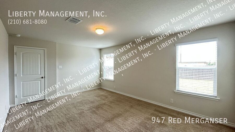 5 Bedroom, 3.5 Bath Home In Redbird Ranch Near Lackland AFB property image