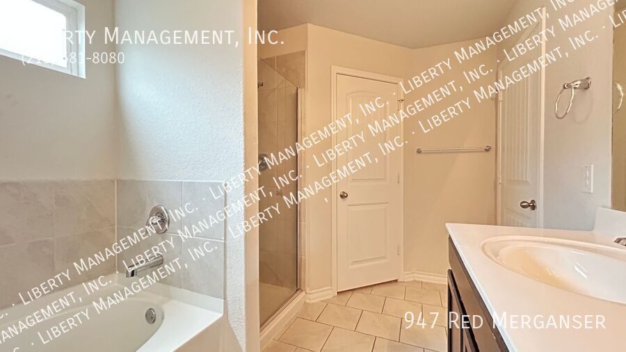 5 Bedroom, 3.5 Bath Home In Redbird Ranch Near Lackland AFB property image
