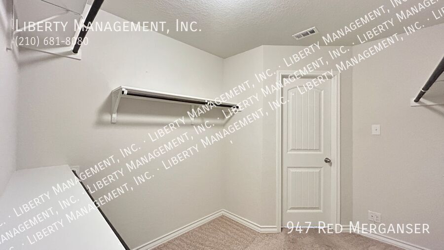 5 Bedroom, 3.5 Bath Home In Redbird Ranch Near Lackland AFB property image
