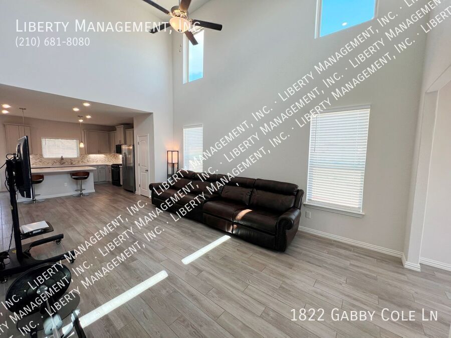4 Bed, 3.5 Bath Home in Veranda property image