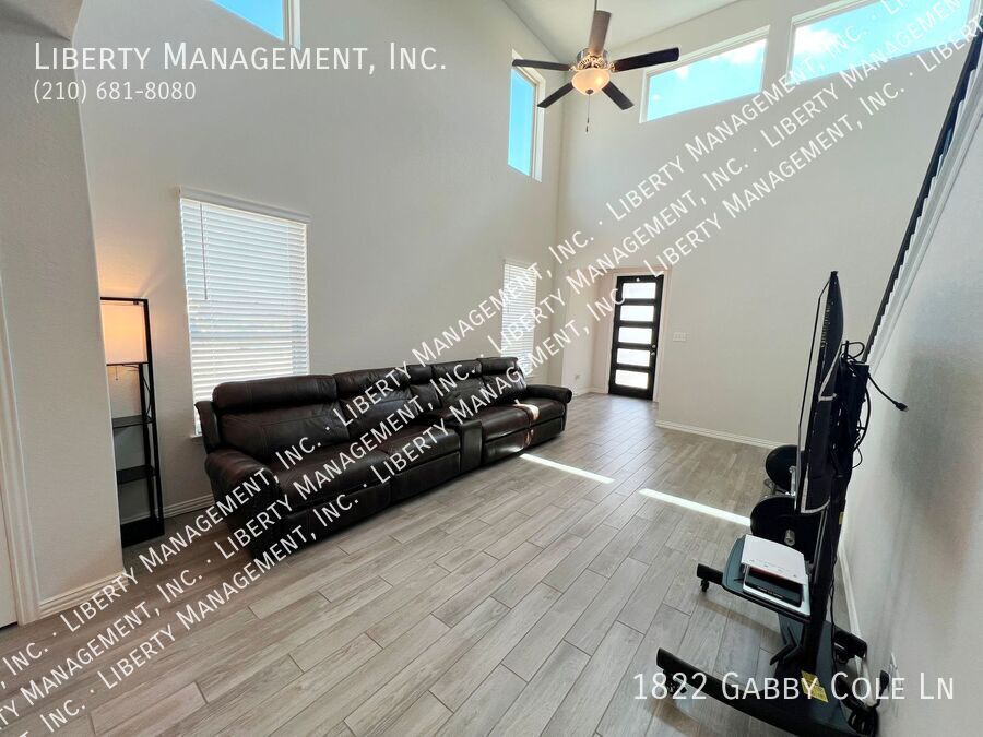 4 Bed, 3.5 Bath Home in Veranda property image