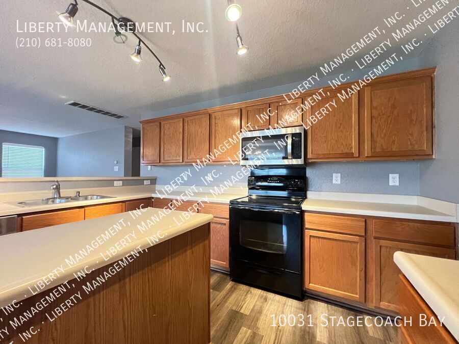 3 Bedroom, 2.5 Bath Home in Wildhorse property image