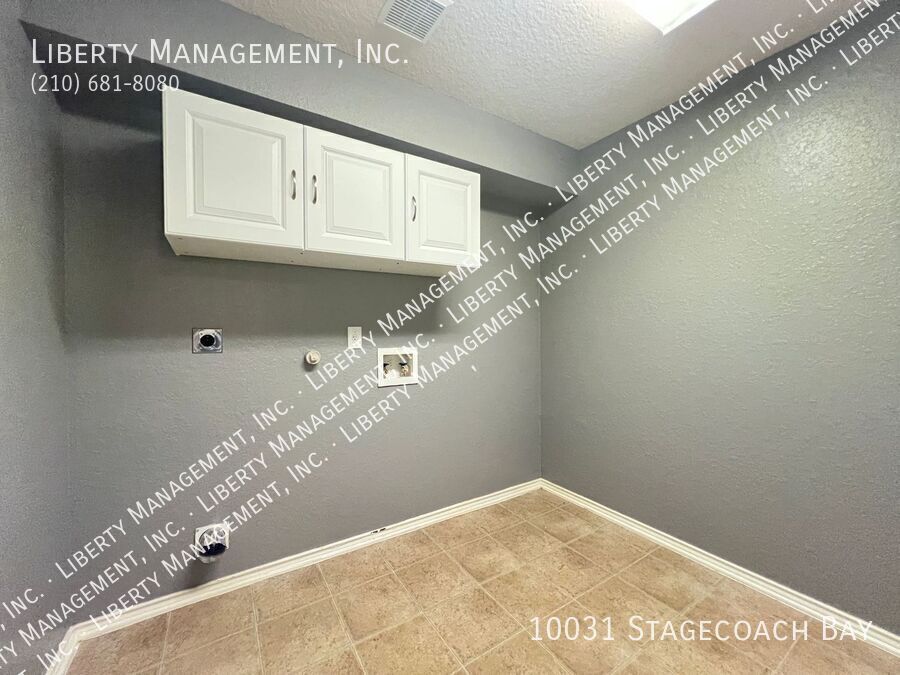 3 Bedroom, 2.5 Bath Home in Wildhorse property image