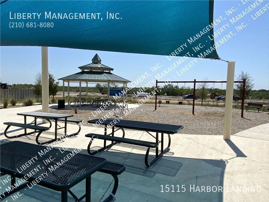 4 Bedroom, 2 Bath Home Near Lackland AFB and Brooks City Base property image
