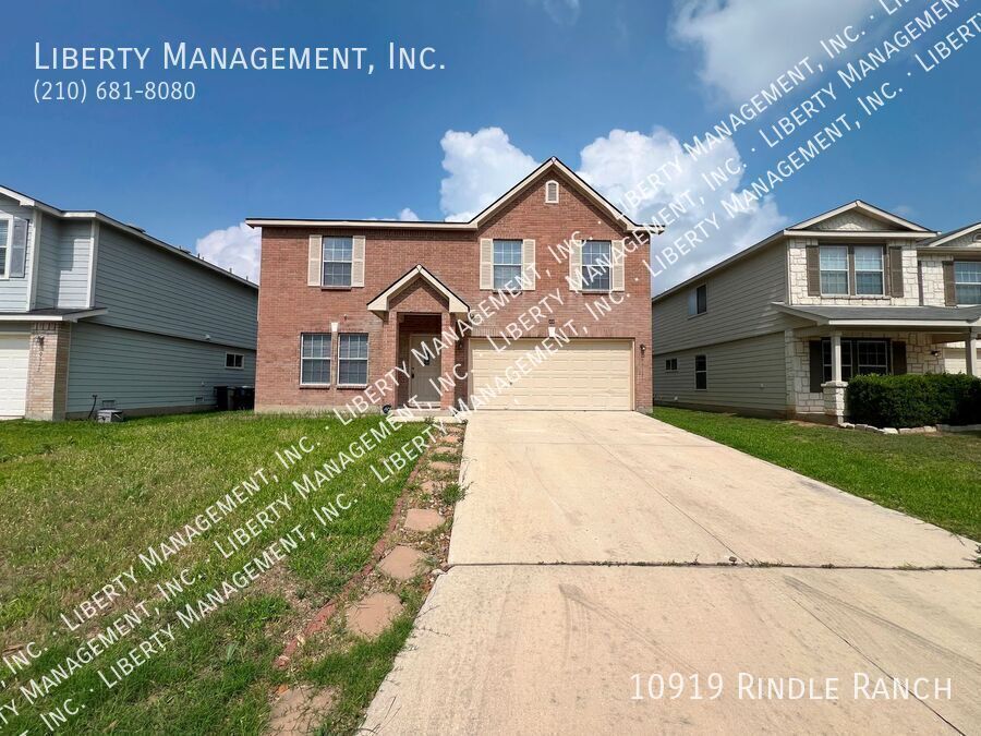 4 Bed, 2.5 Bath Home in River Mist. property image