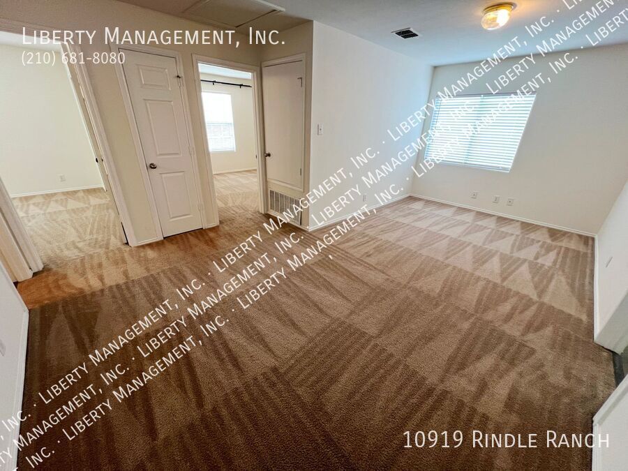 4 Bed, 2.5 Bath Home in River Mist. property image