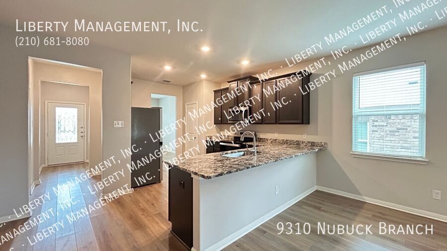 3 Bedroom, 2 Bath Near Randolph AFB property image