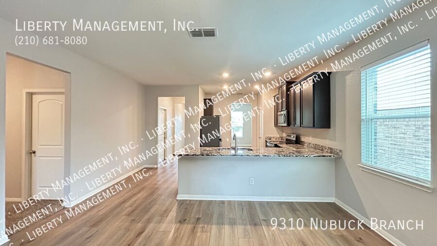 3 Bedroom, 2 Bath Near Randolph AFB property image