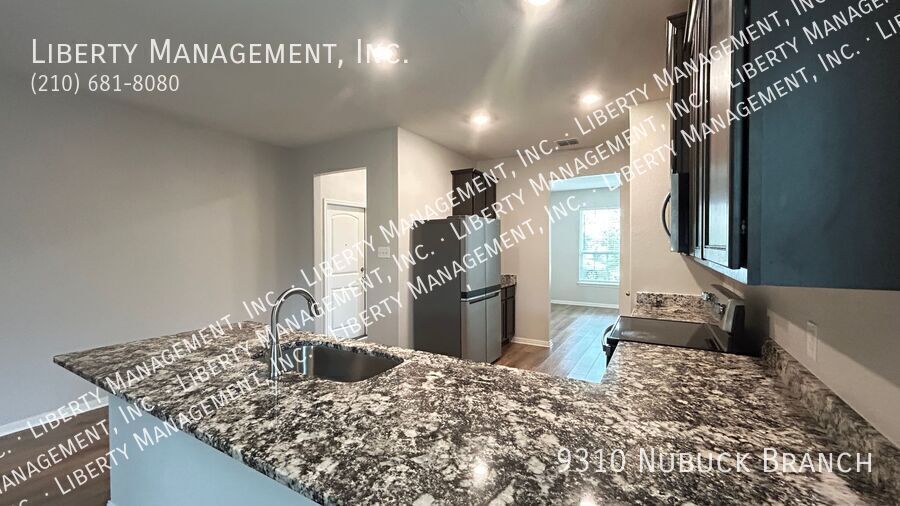 3 Bedroom, 2 Bath Near Randolph AFB property image