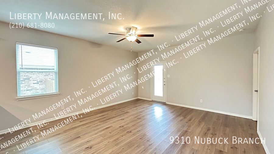 3 Bedroom, 2 Bath Near Randolph AFB property image
