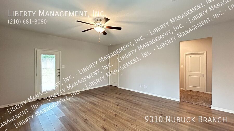 3 Bedroom, 2 Bath Near Randolph AFB property image