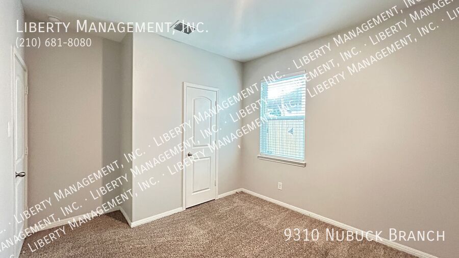 3 Bedroom, 2 Bath Near Randolph AFB property image