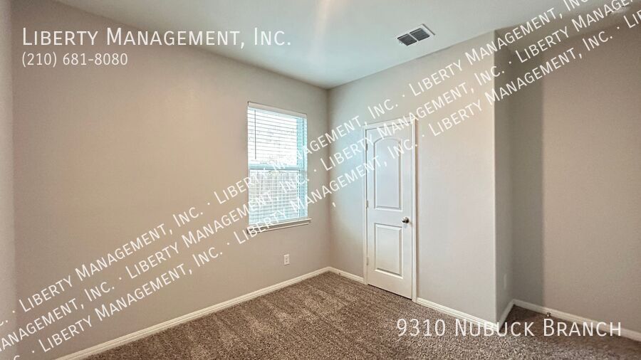 3 Bedroom, 2 Bath Near Randolph AFB property image