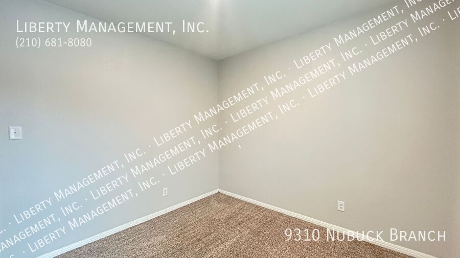 3 Bedroom, 2 Bath Near Randolph AFB property image