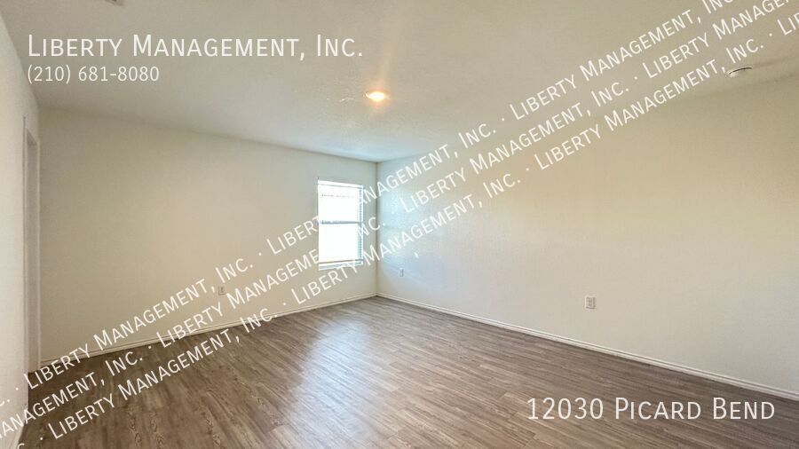 3 Bed 2 Bath 1450 sq ft Single Story Home on a Cul-de-sac property image