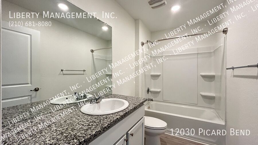 3 Bed 2 Bath 1450 sq ft Single Story Home on a Cul-de-sac property image