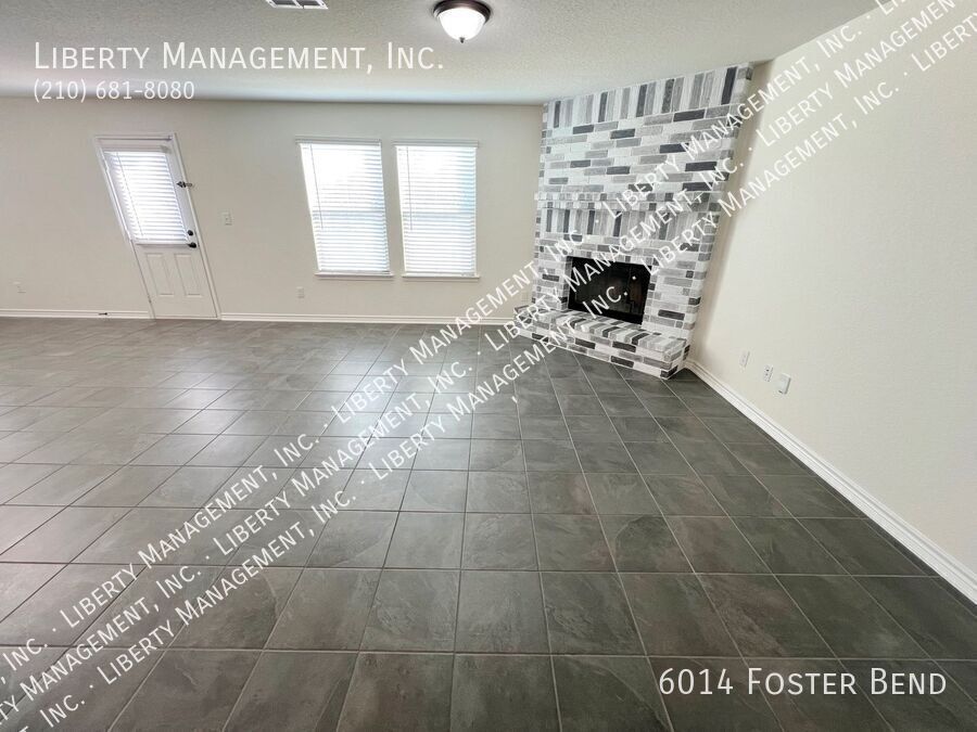 4 Bed, 3 Bath Home on a Greenbelt property image