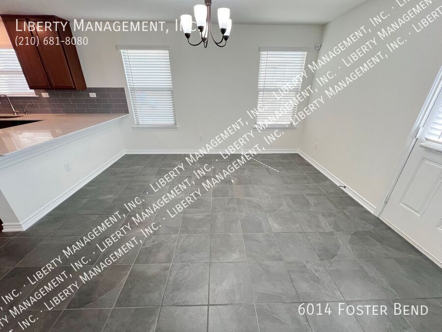 4 Bed, 3 Bath Home on a Greenbelt property image