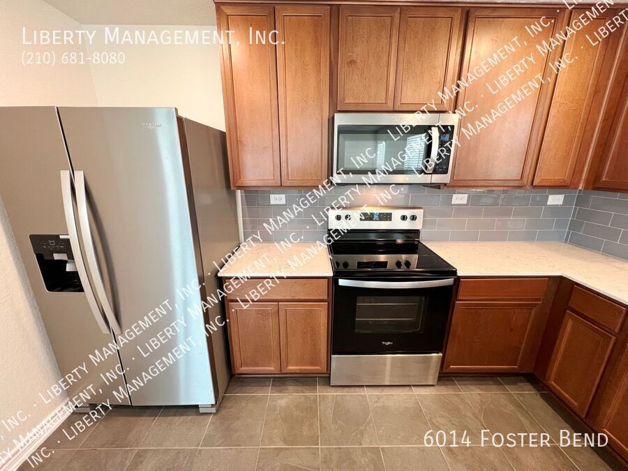 4 Bed, 3 Bath Home on a Greenbelt property image