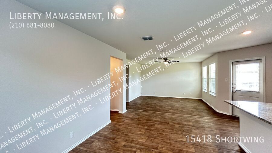 3 Bedroom, 2 1/2 Bath Home in the popular neighborhood of Redbird Ranch property image