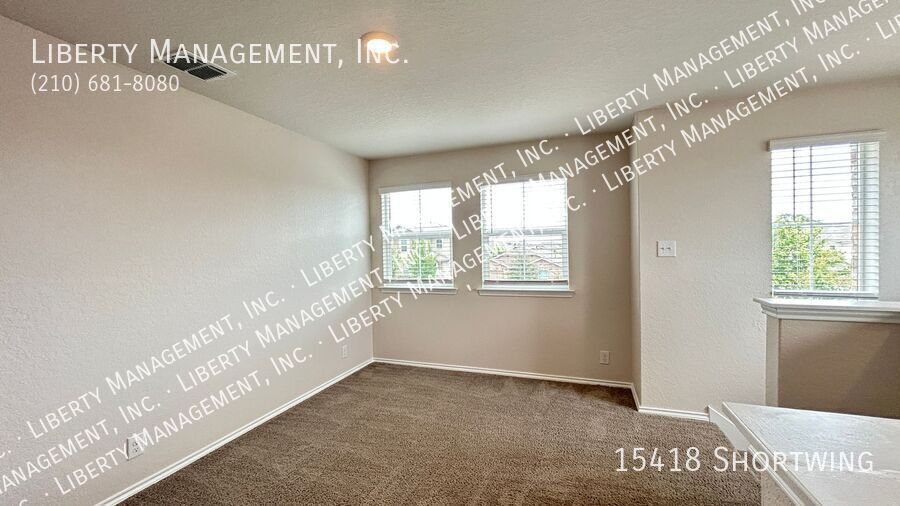 3 Bedroom, 2 1/2 Bath Home in the popular neighborhood of Redbird Ranch property image