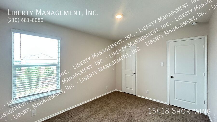 3 Bedroom, 2 1/2 Bath Home in the popular neighborhood of Redbird Ranch property image