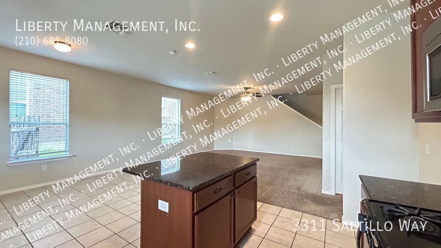 4 Bedroom, 2.5 Bath in Alamo Ranch property image