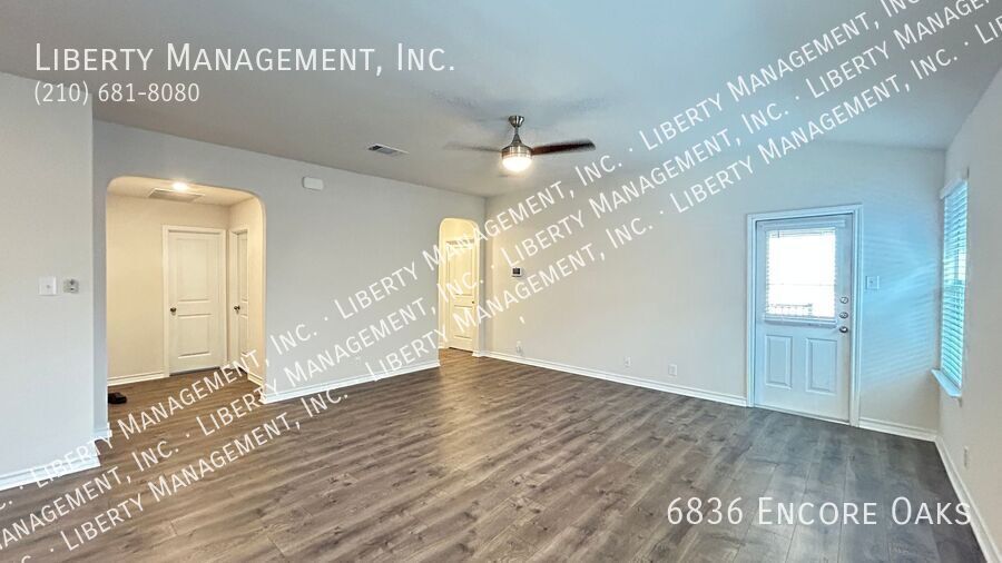 Beautiful and well maintained 1-Story Home is located in Whisper Falls property image