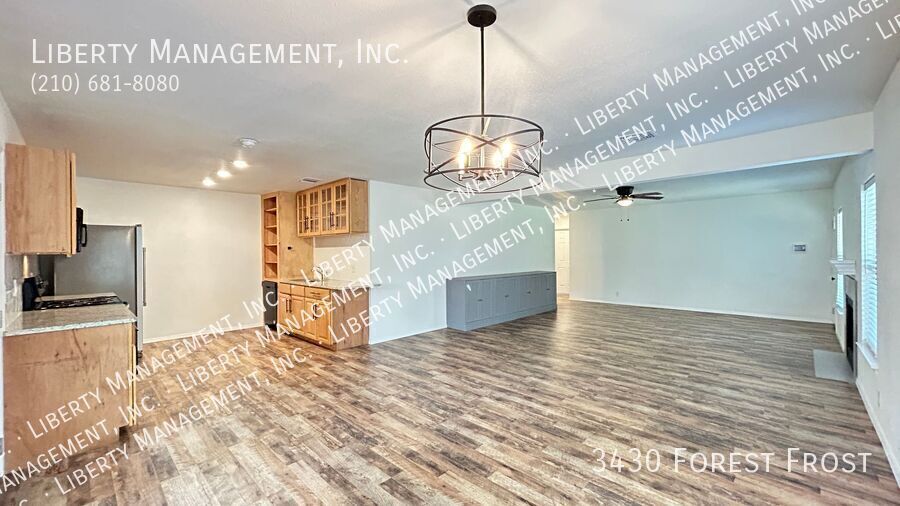 3 Bed, 2 Bath 2100 sq ft Single Story home on a Cul-de-sac property image