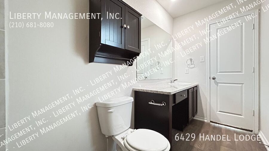 2 Bed, 2 Bath Home in Whisper Falls property image