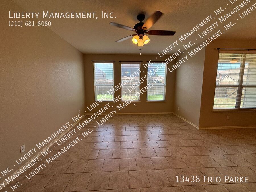 4 bedrooms and 2 baths in Remuda Ranch property image