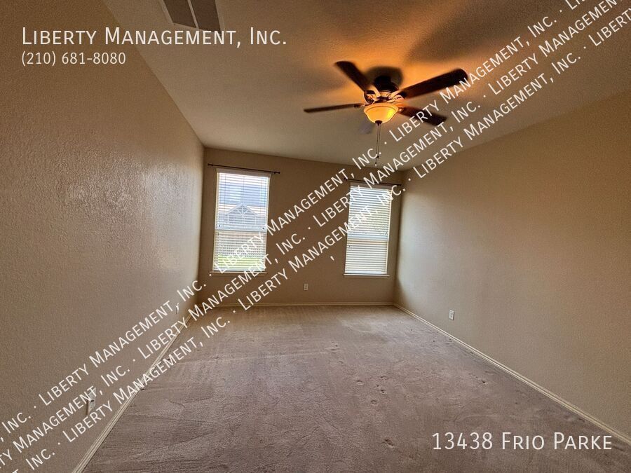 4 bedrooms and 2 baths in Remuda Ranch property image