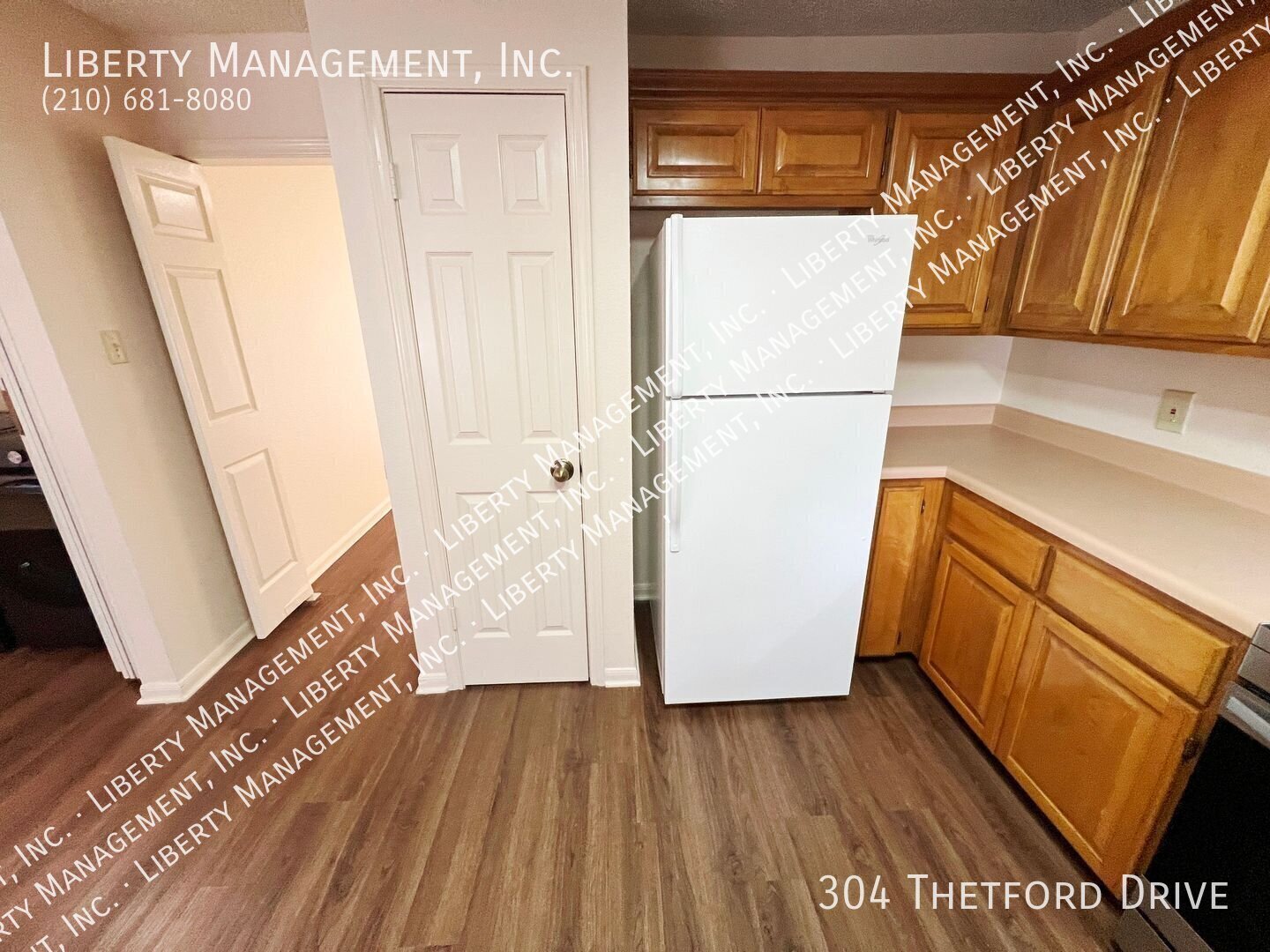 3 Bed, 2.5 Bath 2107 sq ft Townhome in a Gated Community property image