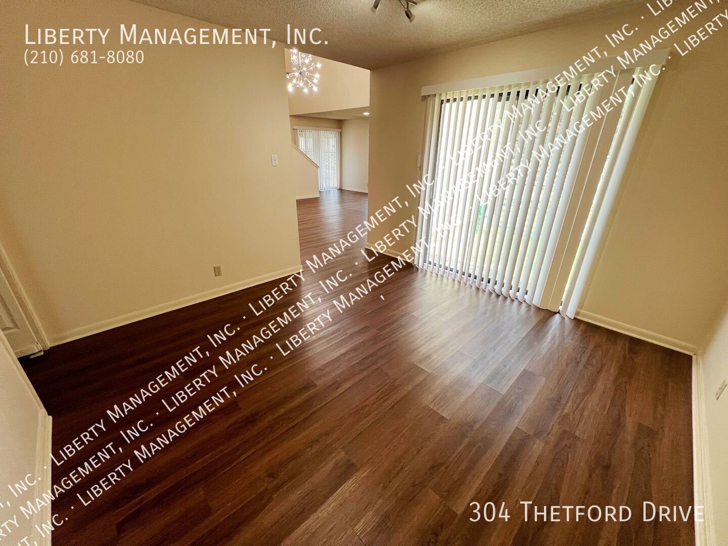 3 Bed, 2.5 Bath 2107 sq ft Townhome in a Gated Community property image