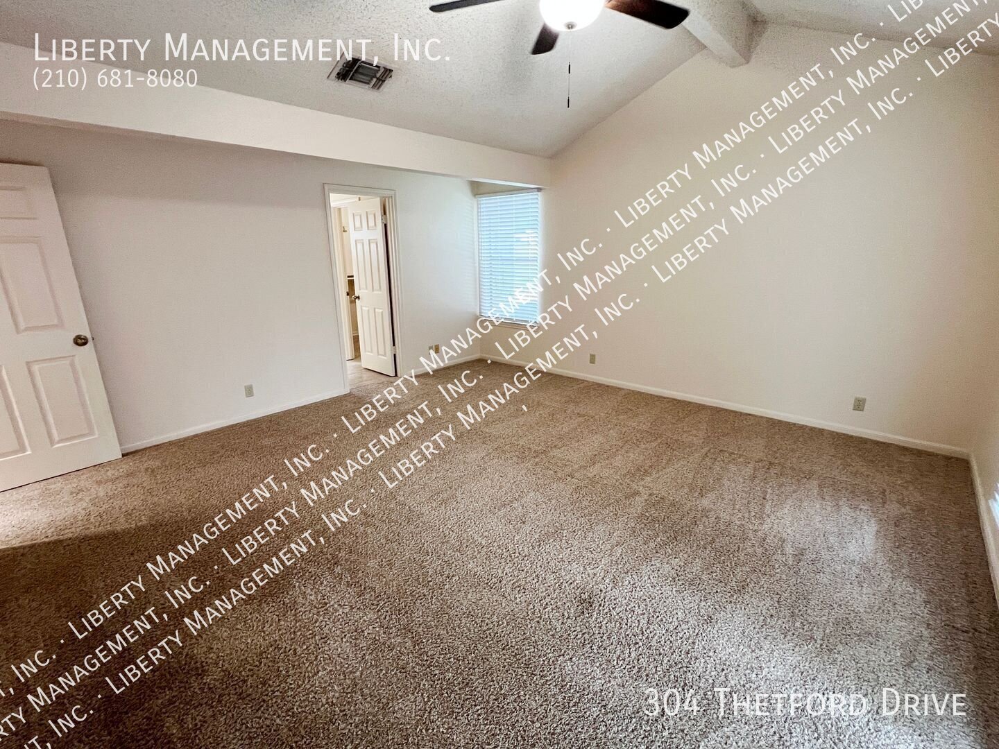 3 Bed, 2.5 Bath 2107 sq ft Townhome in a Gated Community property image