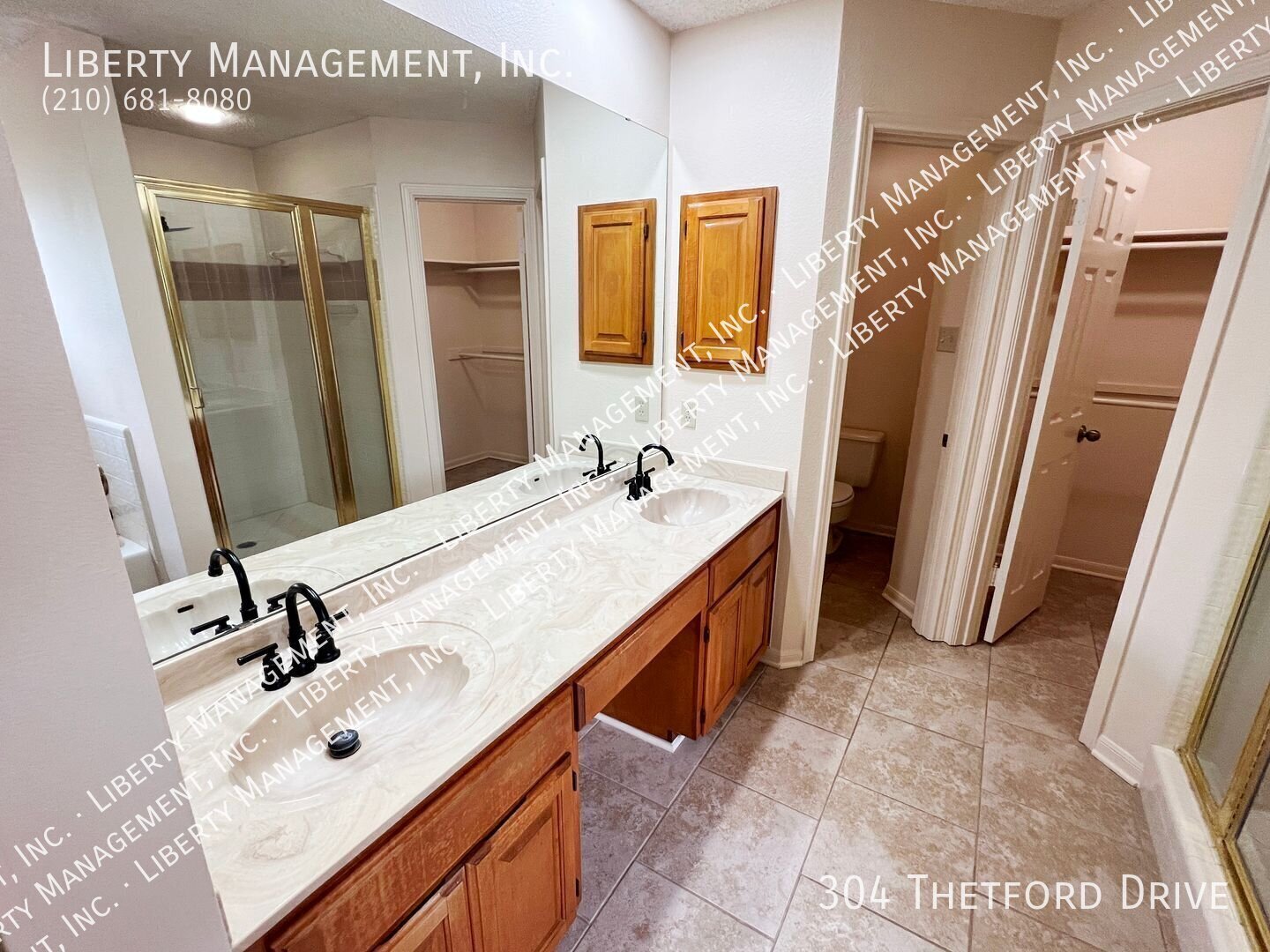 3 Bed, 2.5 Bath 2107 sq ft Townhome in a Gated Community property image