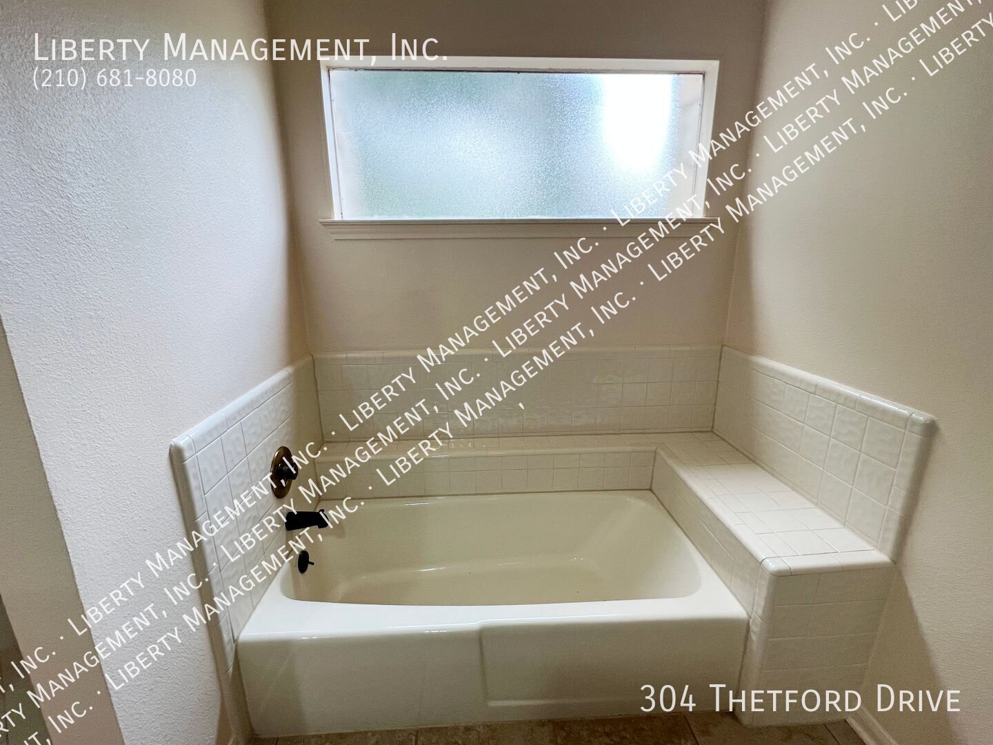 3 Bed, 2.5 Bath 2107 sq ft Townhome in a Gated Community property image