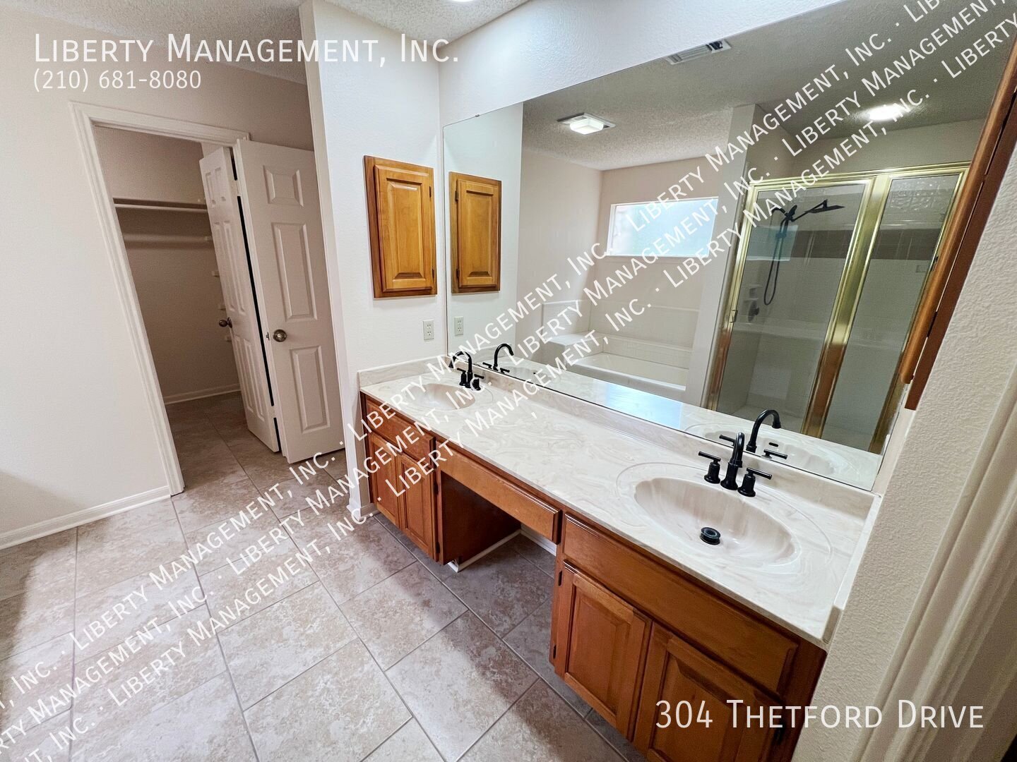 3 Bed, 2.5 Bath 2107 sq ft Townhome in a Gated Community property image