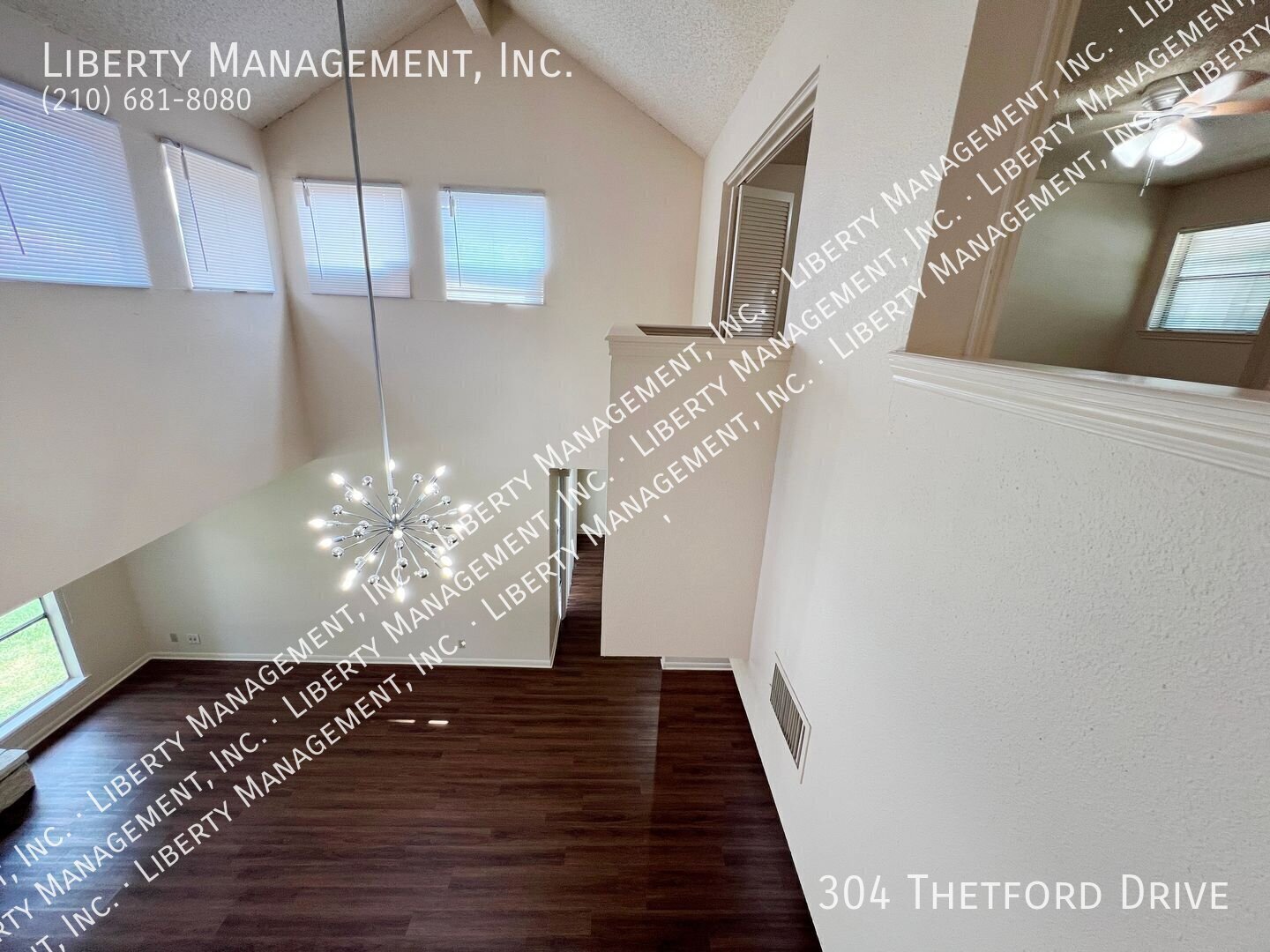 3 Bed, 2.5 Bath 2107 sq ft Townhome in a Gated Community property image