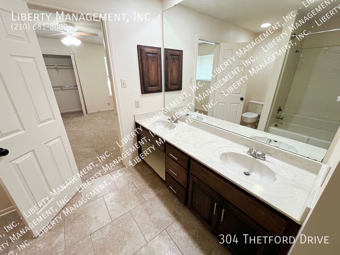 3 Bed, 2.5 Bath 2107 sq ft Townhome in a Gated Community property image