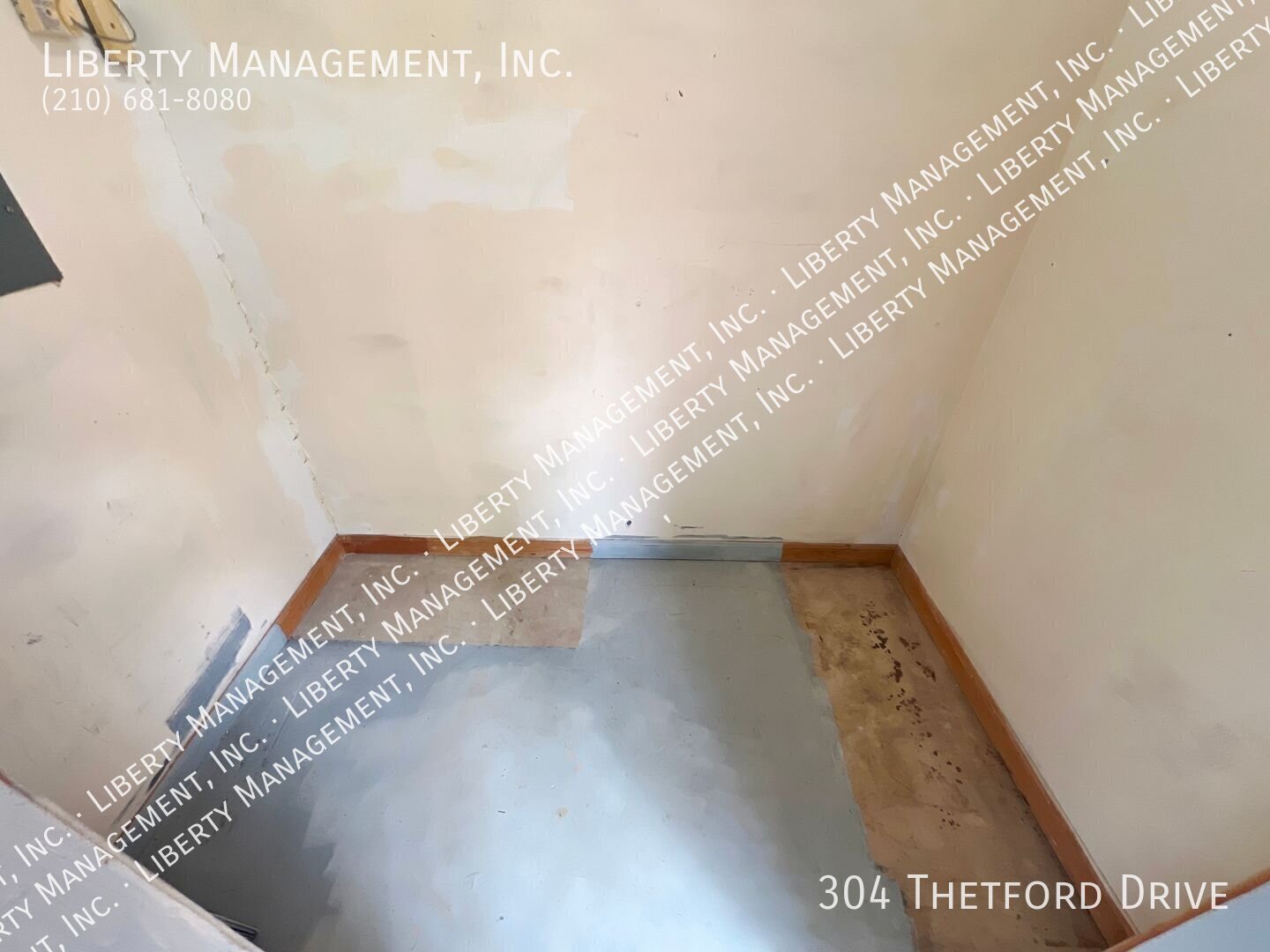 3 Bed, 2.5 Bath 2107 sq ft Townhome in a Gated Community property image
